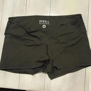 Nobull medium 2” booty short deep olive green